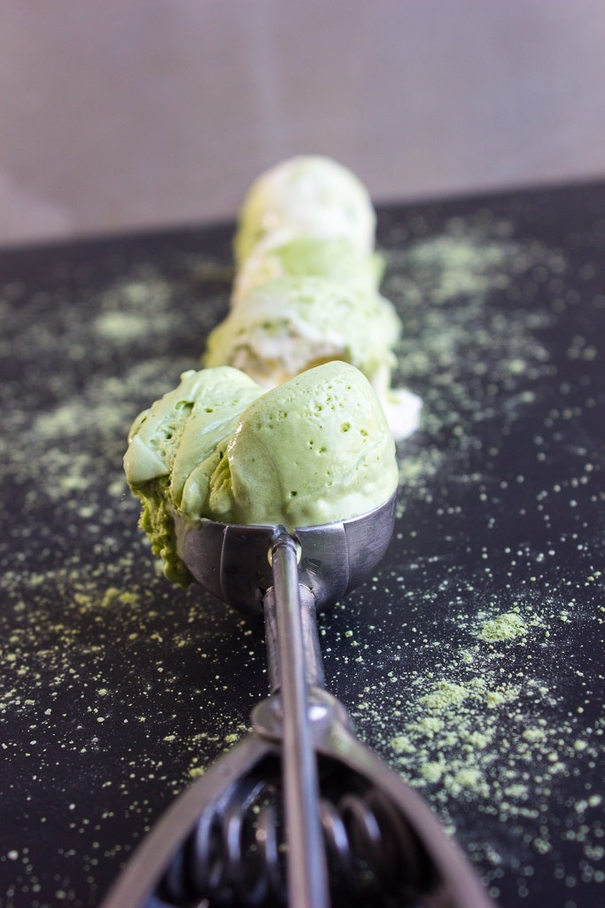 No-Churn Matcha Ice Cream - The Hungary Buddha Eats The World